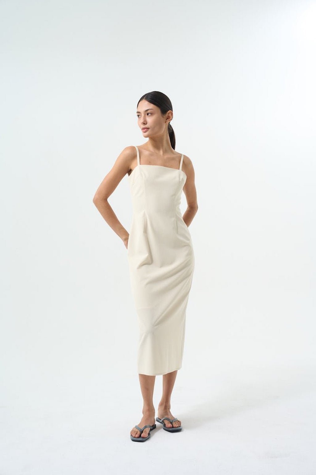 LEVOS SLEEVELESS MIDI DRESS Dress OEA ARCHIVE