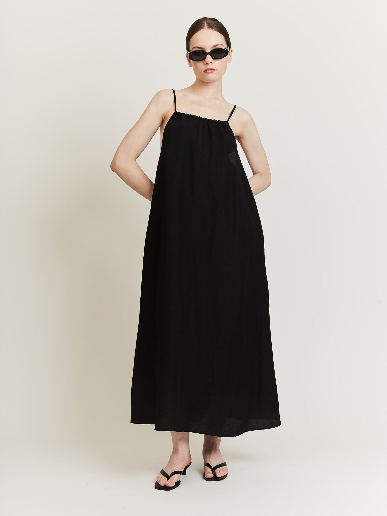 LIZ TORINO LINEN DRESS Dress OEA ARCHIVE